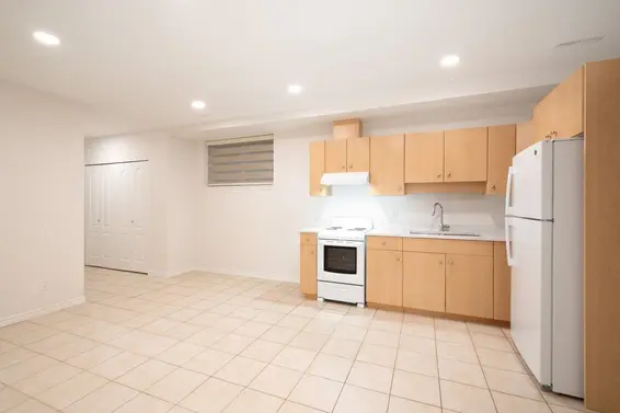 4080 St. Pauls Avenue, North Vancouver For Sale - image 26