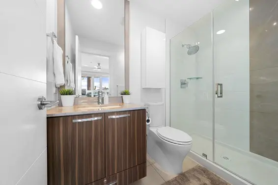 218 733 West 14th Street, North Vancouver For Sale - image 20