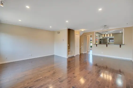 810 Roche Point Drive, North Vancouver For Sale - image 3