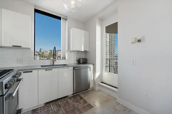 1707 151 West 2nd Street, North Vancouver For Sale - image 16