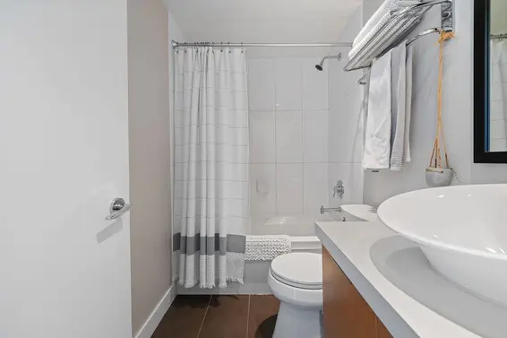 1707 151 West 2nd Street, North Vancouver For Sale - image 29