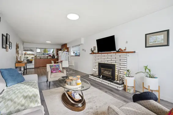 328 East 18th Street, North Vancouver For Sale - image 15