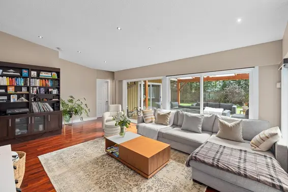 326 Moyne Drive, West Vancouver For Sale - image 11