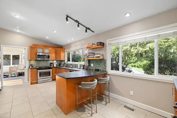 326 Moyne Drive, West Vancouver For Sale - image 14