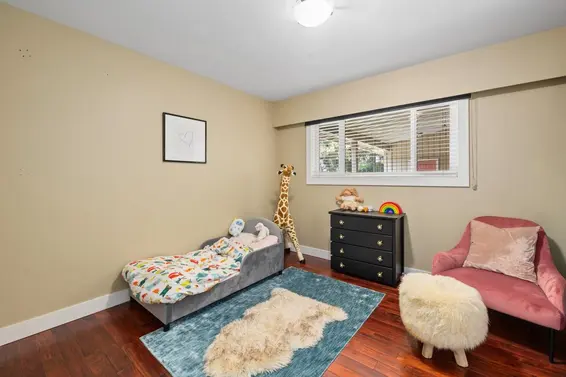 326 Moyne Drive, West Vancouver For Sale - image 26