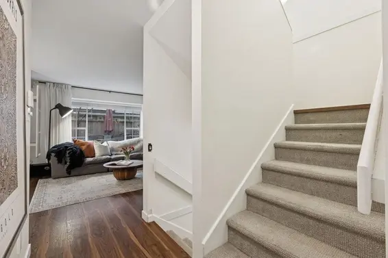 15 901 West 17 Street, North Vancouver For Sale - image 10