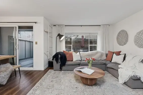 15 901 West 17 Street, North Vancouver For Sale - image 22