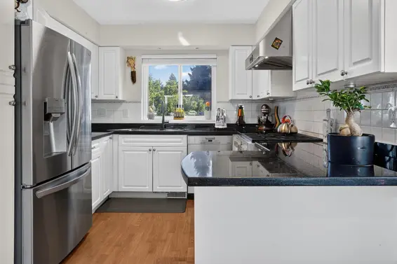 2322 Kirkstone Road, North Vancouver For Sale - image 13