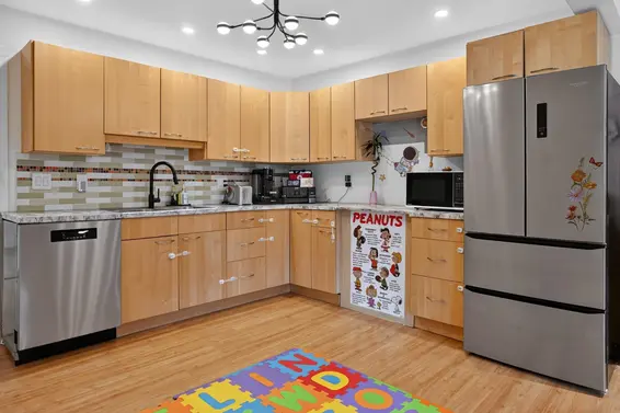 2322 Kirkstone Road, North Vancouver For Sale - image 32