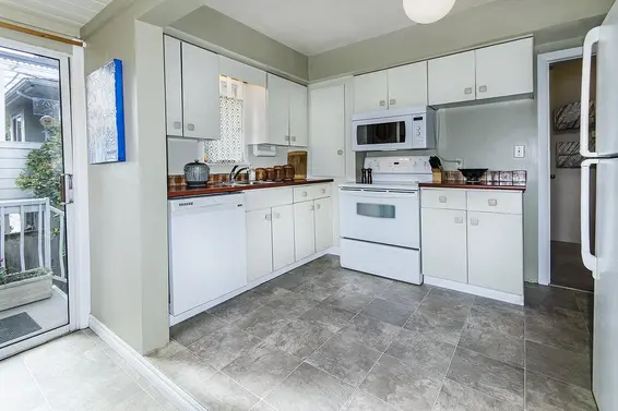 903 East Keith Road, North Vancouver For Sale - image 15