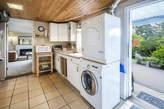 903 East Keith Road, North Vancouver For Sale - image 24