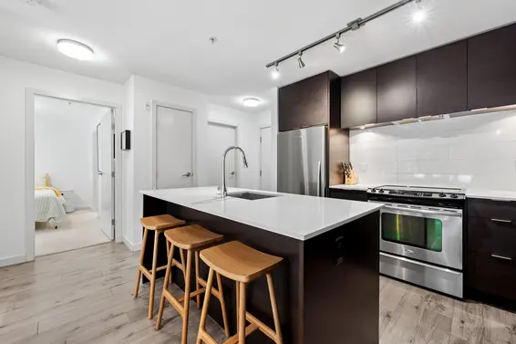 203 1677 Lloyd Avenue, North Vancouver For Sale - image 6