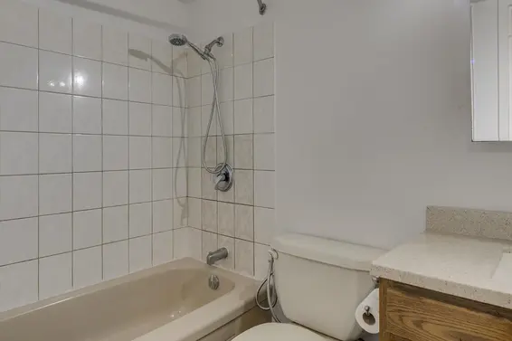 208 275 West 2nd Street, North Vancouver For Sale - image 18