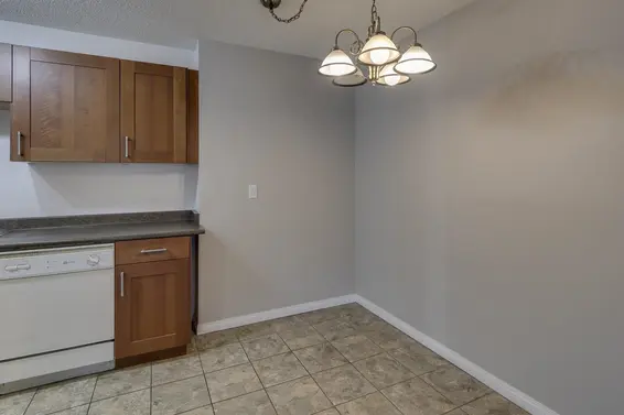 208 275 West 2nd Street, North Vancouver For Sale - image 8