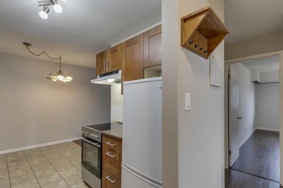 208 275 West 2nd Street, North Vancouver For Sale - image 9