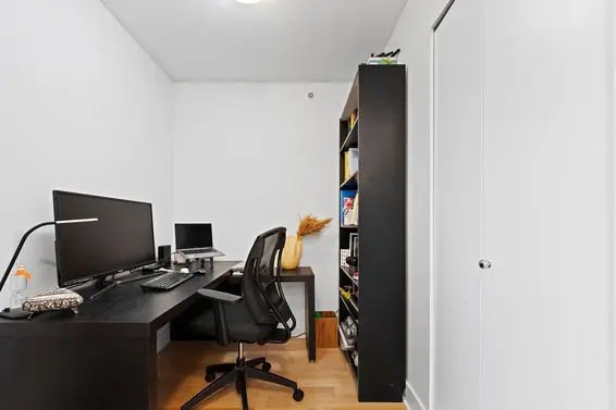 1004 121 West 16th Street, North Vancouver For Sale - image 15