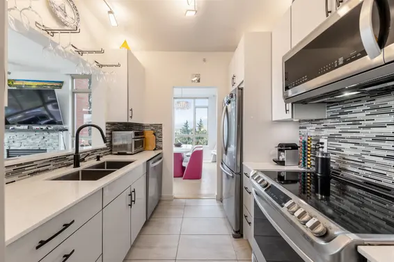 304 160 West Keith Road, North Vancouver For Sale - image 18