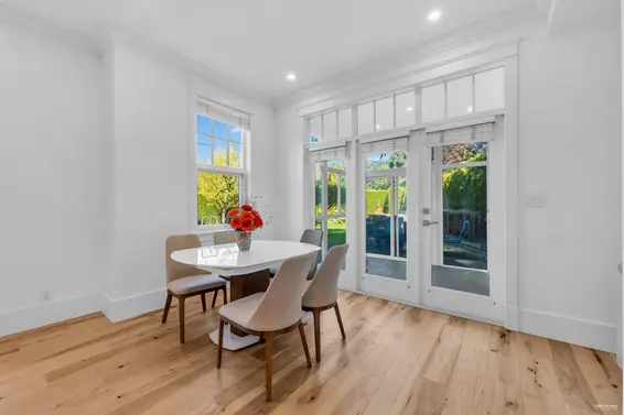4379 Ross Crescent, West Vancouver For Sale - image 17