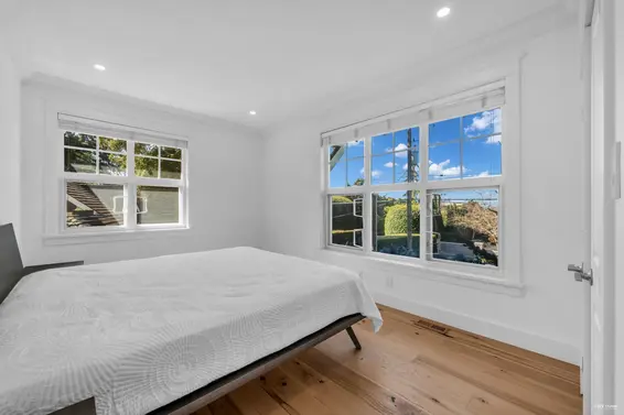 4379 Ross Crescent, West Vancouver For Sale - image 27