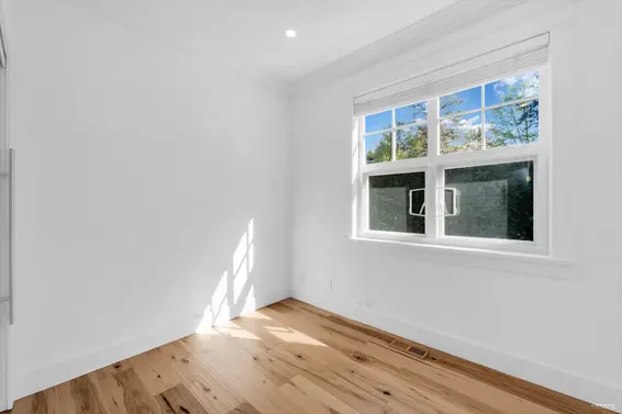 4379 Ross Crescent, West Vancouver For Sale - image 28