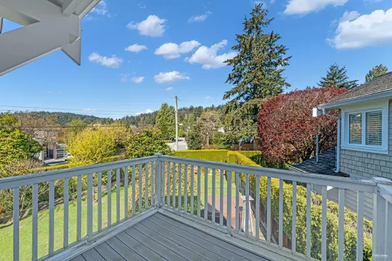 4379 Ross Crescent, West Vancouver For Sale - image 34