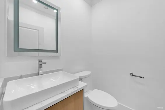 4379 Ross Crescent, West Vancouver For Sale - image 38