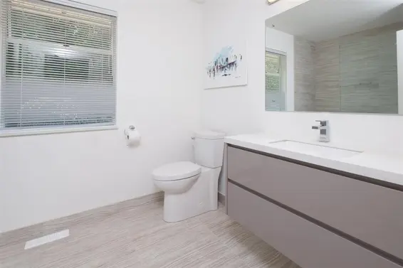 5479 Keith Road, West Vancouver For Sale - image 18