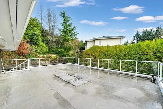 2615 Skilift Place, West Vancouver For Sale - image 16