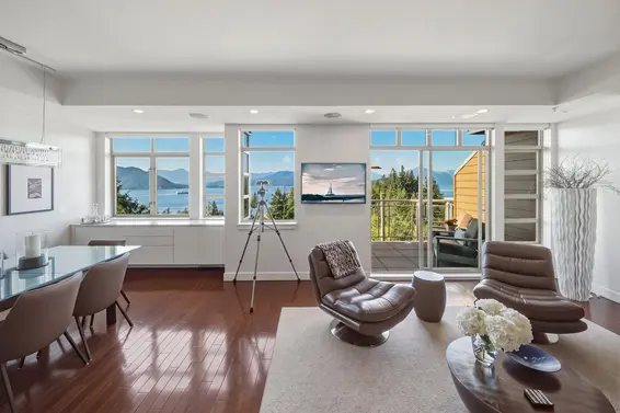8547 Seascape Court, West Vancouver For Sale - image 3
