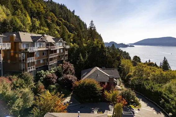 8547 Seascape Court, West Vancouver For Sale - image 40