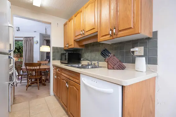 14 251 West 14th Street, North Vancouver For Sale - image 8