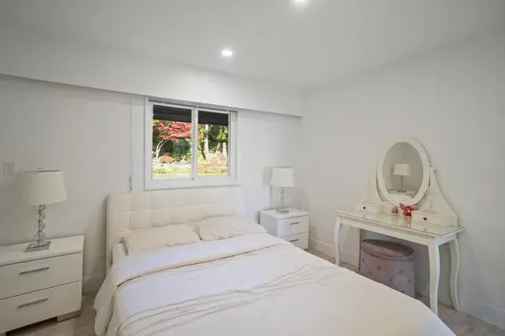 1257 Chartwell Place, West Vancouver For Sale - image 14