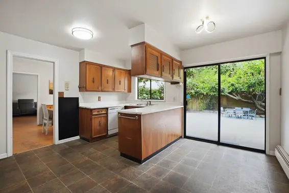 909 Seymour Boulevard, North Vancouver For Sale - image 10