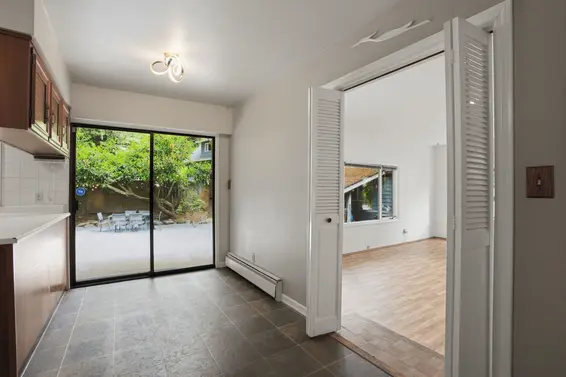 909 Seymour Boulevard, North Vancouver For Sale - image 11