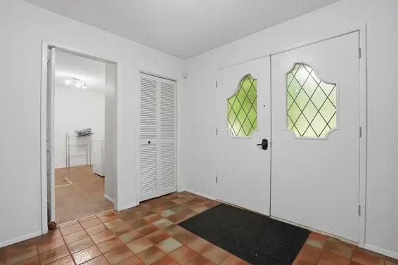 909 Seymour Boulevard, North Vancouver For Sale - image 6