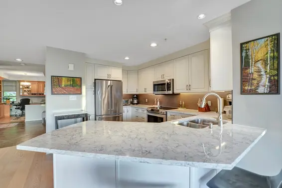 8507 Seascape Drive, West Vancouver For Sale - image 16