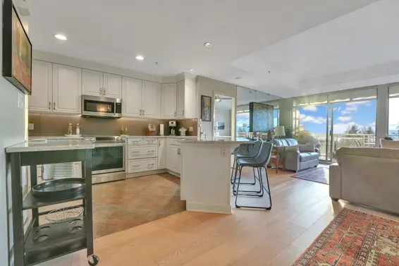 8507 Seascape Drive, West Vancouver For Sale - image 18