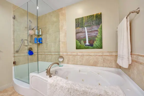8507 Seascape Drive, West Vancouver For Sale - image 24