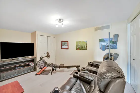 8507 Seascape Drive, West Vancouver For Sale - image 34