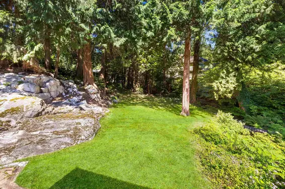 3965 Viewridge Place, West Vancouver For Sale - image 40