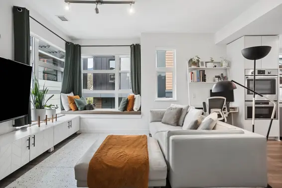 222 2060 Curling Road, North Vancouver For Sale - image 2