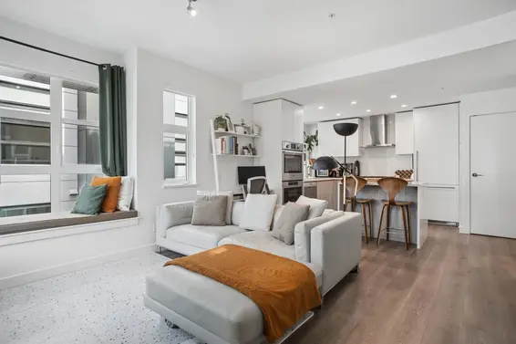 222 2060 Curling Road, North Vancouver For Sale - image 3