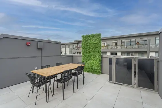235 602 East 2nd Street, North Vancouver For Sale - image 27