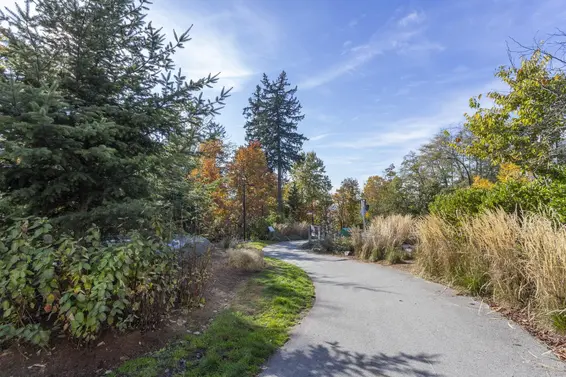 235 602 East 2nd Street, North Vancouver For Sale - image 37