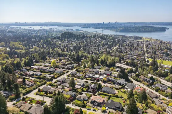 1158 Queens Avenue, West Vancouver For Sale - image 11