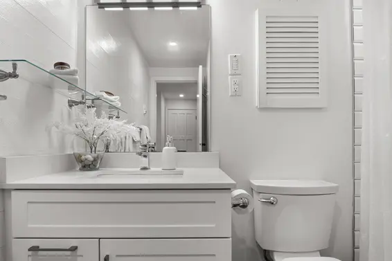 1253 Plateau Drive, North Vancouver For Sale - image 16