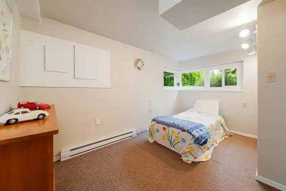 1030 Mathers Avenue, West Vancouver For Sale - image 32
