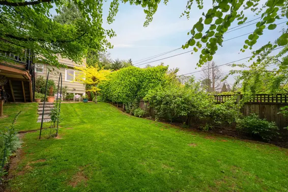 1030 Mathers Avenue, West Vancouver For Sale - image 37