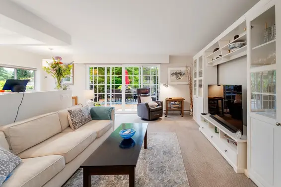 1030 Mathers Avenue, West Vancouver For Sale - image 5