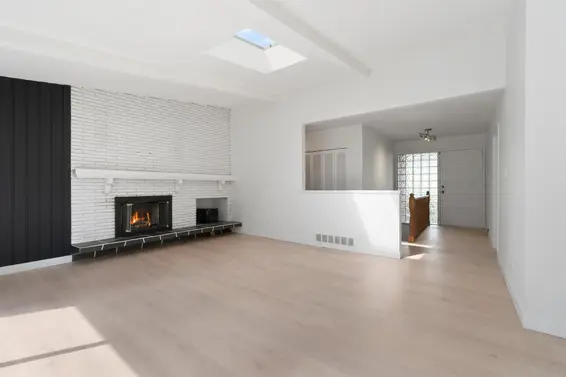 1177 East 15th Street, North Vancouver For Sale - image 4